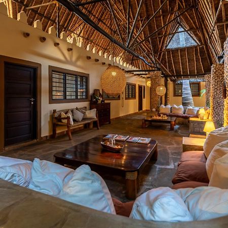 Diani Marine Divers Village Diani Beach Ngoại thất bức ảnh