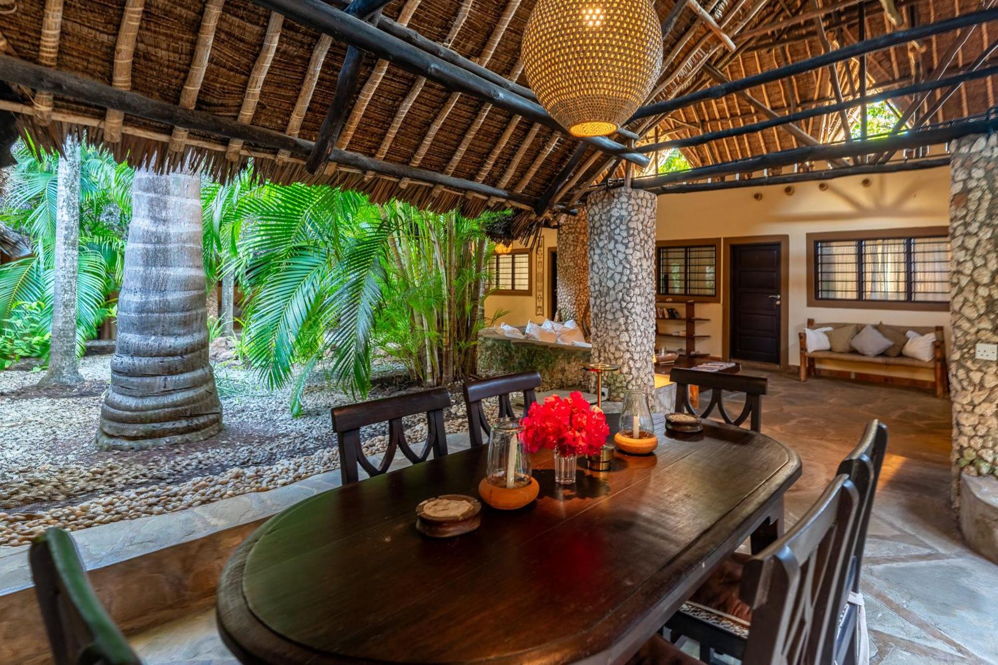 Diani Marine Divers Village Diani Beach Ngoại thất bức ảnh
