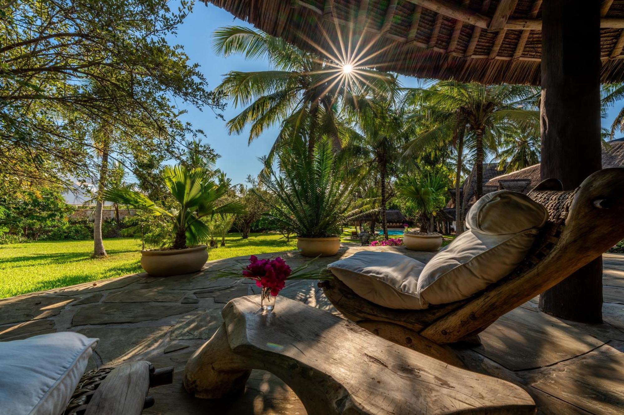 Diani Marine Divers Village Diani Beach Ngoại thất bức ảnh