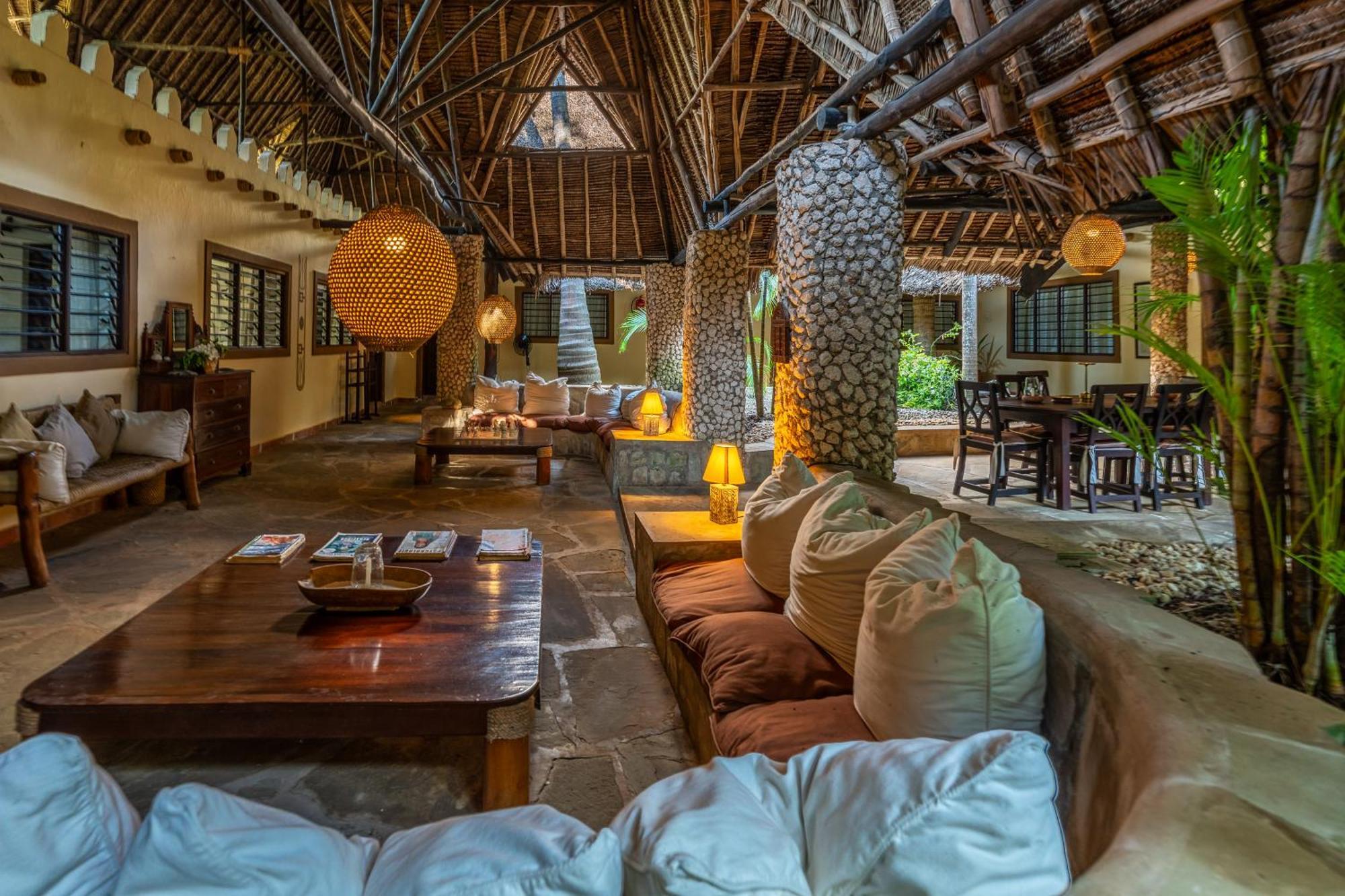 Diani Marine Divers Village Diani Beach Ngoại thất bức ảnh