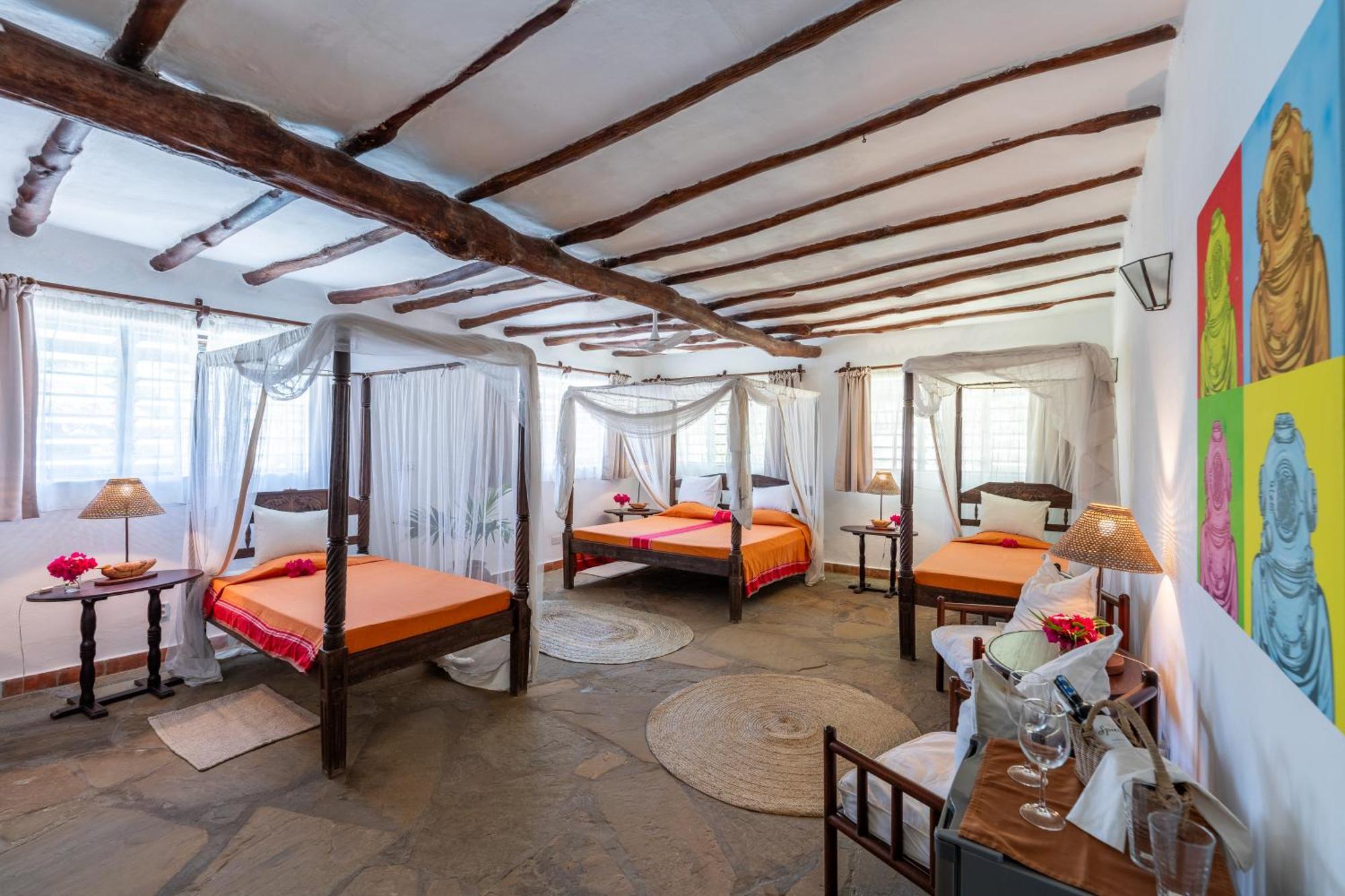 Diani Marine Divers Village Diani Beach Ngoại thất bức ảnh