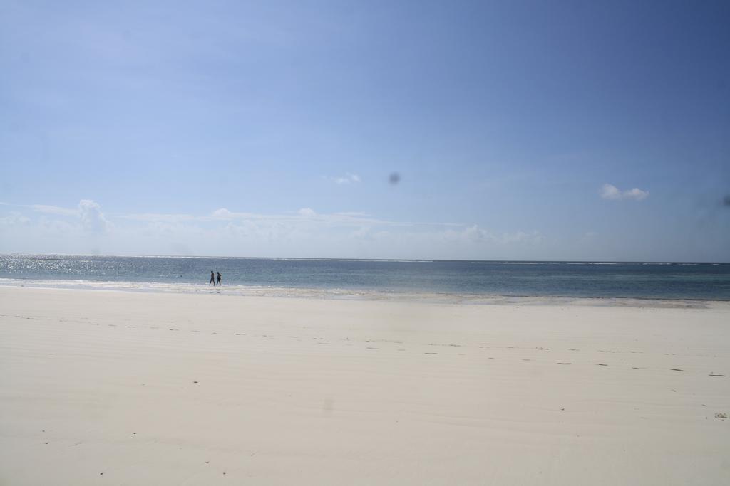 Diani Marine Divers Village Diani Beach Ngoại thất bức ảnh