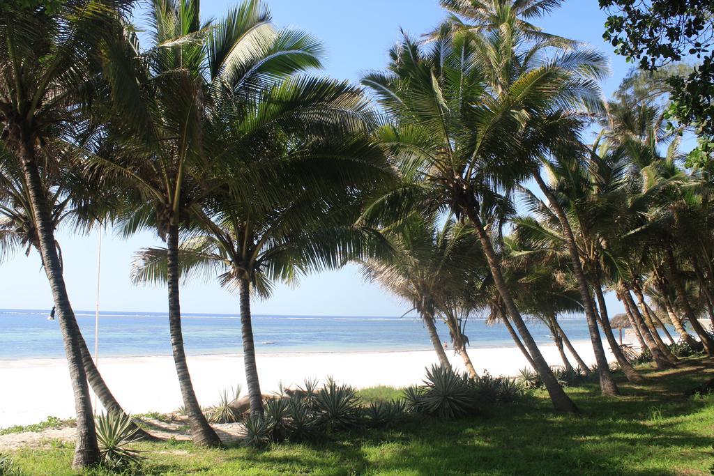 Diani Marine Divers Village Diani Beach Ngoại thất bức ảnh